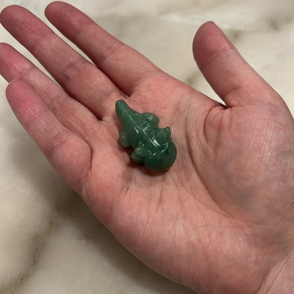 1pc Crystal Axolotl Carved Miniature Figurine - Picture 3 of 7